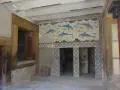 Malowidło z delfinami i rybami zdobi ściany pałacu w Knossos, gdzie według legendy znajdował się labirynt Minotaura.